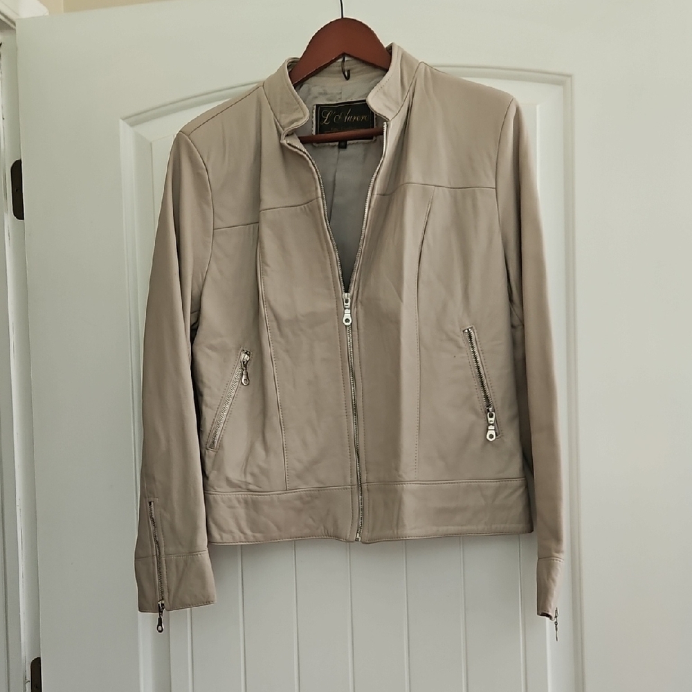 Tan Leather Jacket with Stand-Up Collar and Cropped Style